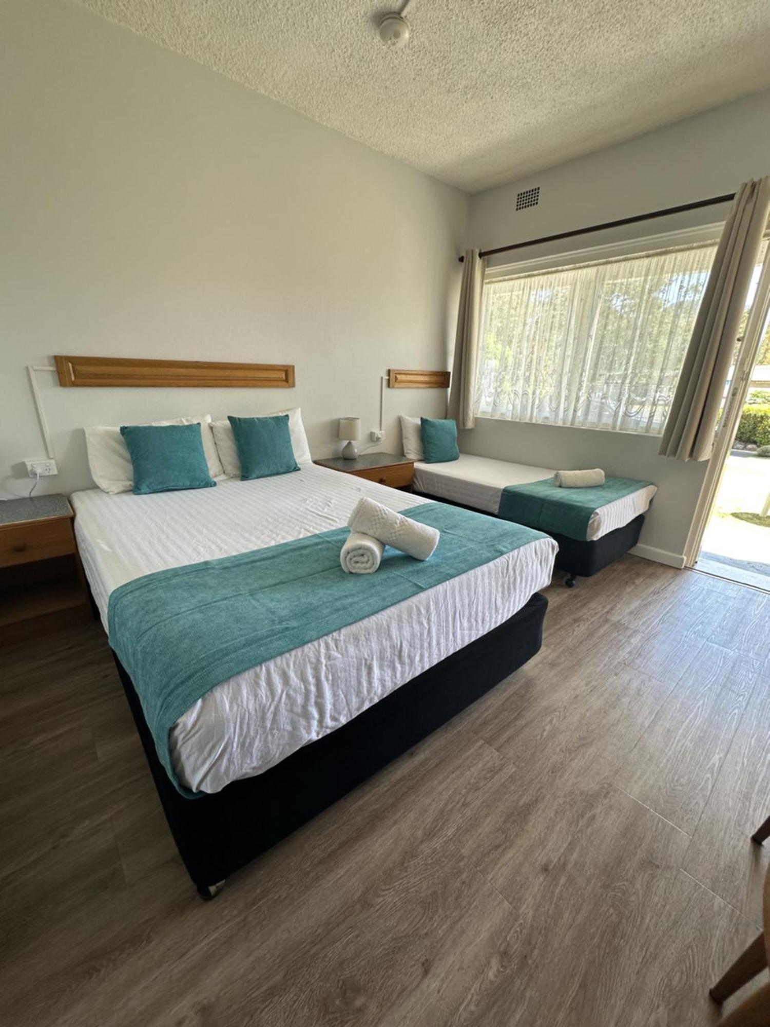 Bucketts Way Motel Gloucester Ngoại thất bức ảnh