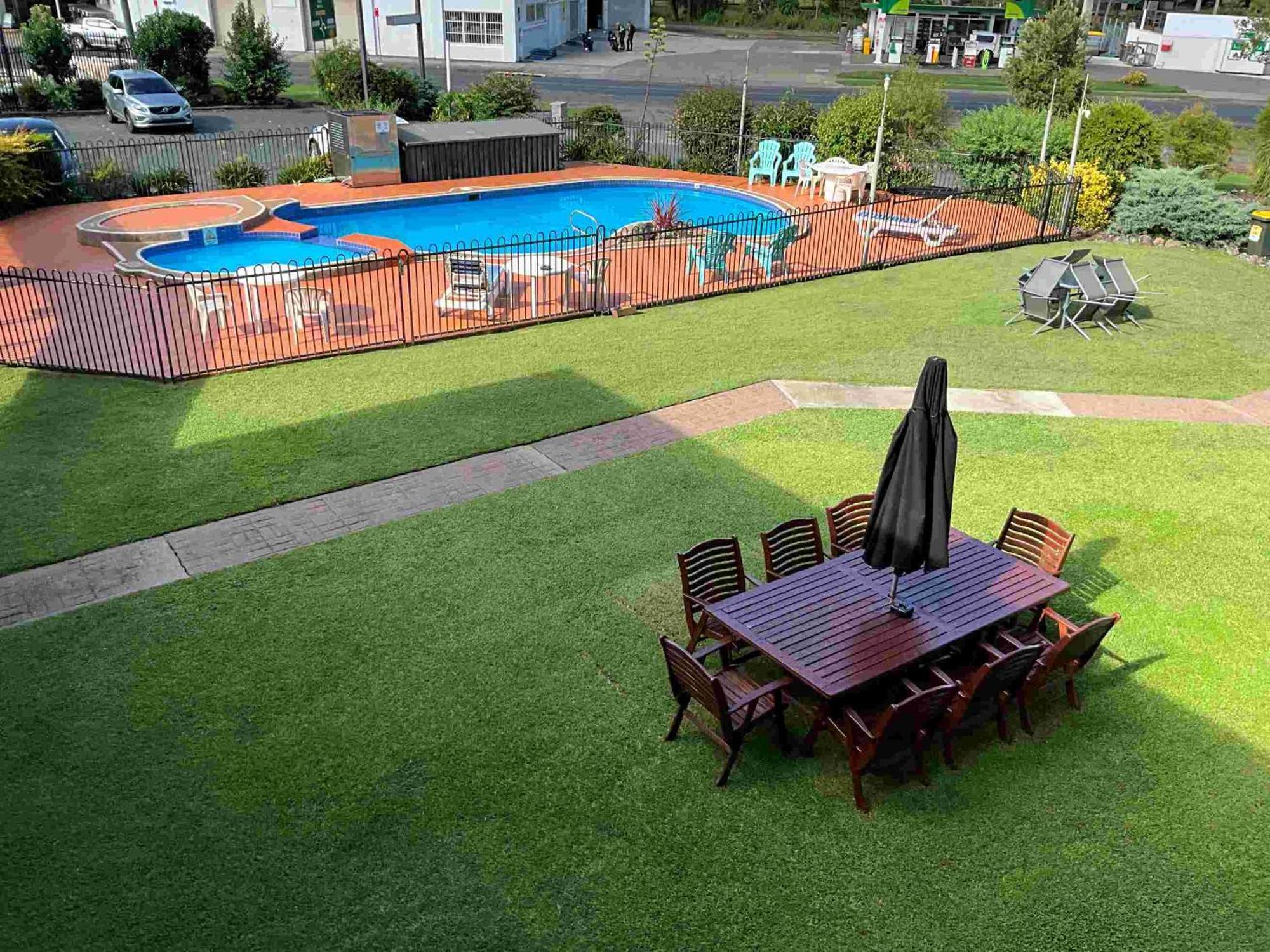 Bucketts Way Motel Gloucester Ngoại thất bức ảnh