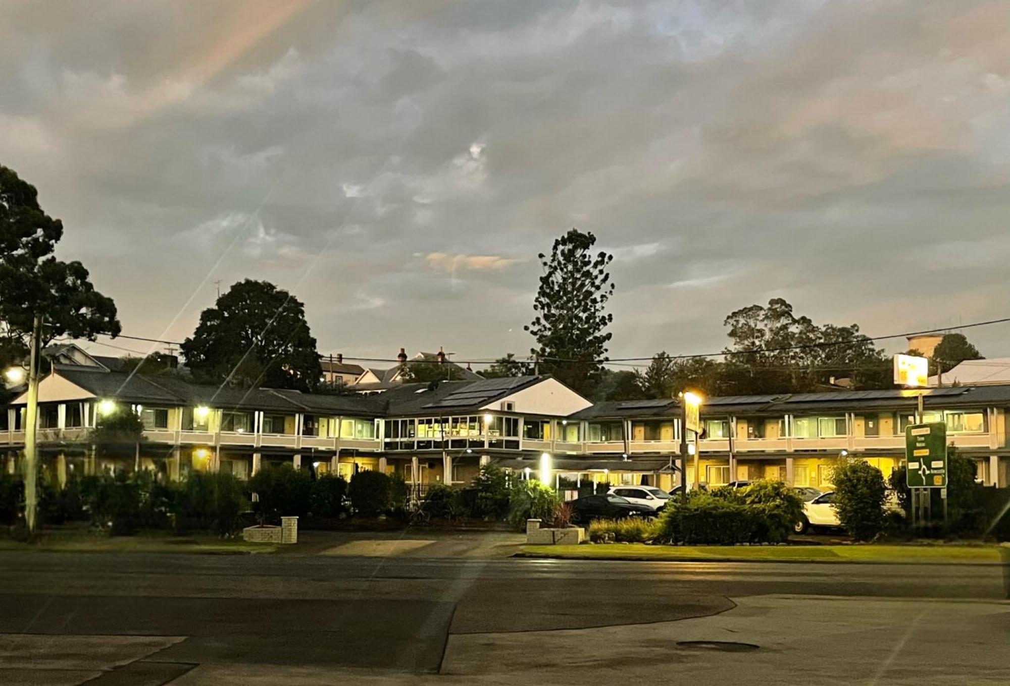Bucketts Way Motel Gloucester Ngoại thất bức ảnh