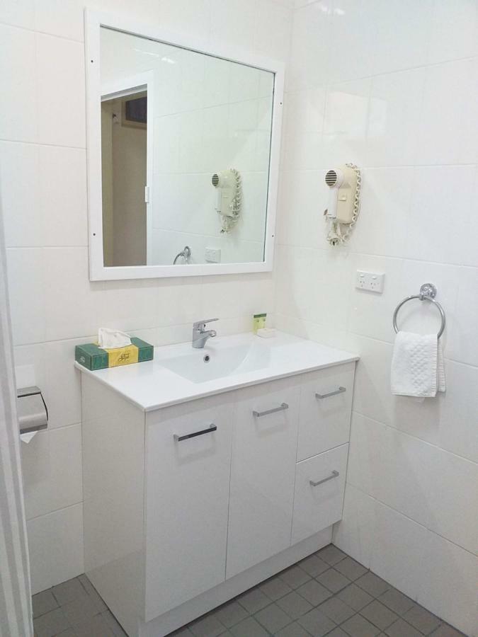 Bucketts Way Motel Gloucester Ngoại thất bức ảnh