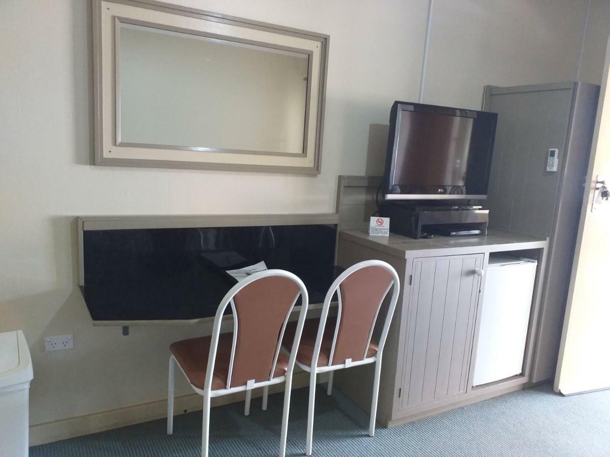 Bucketts Way Motel Gloucester Ngoại thất bức ảnh